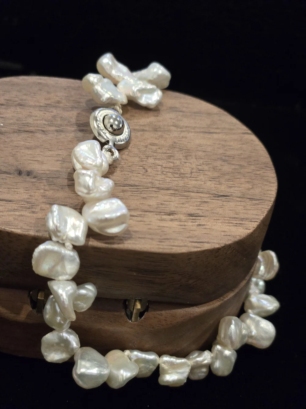 Teng Yue Freshwater Pearl Cluster Bracelet - Cream Pearl